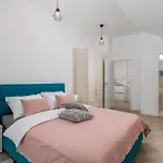 Noa\'S Suite